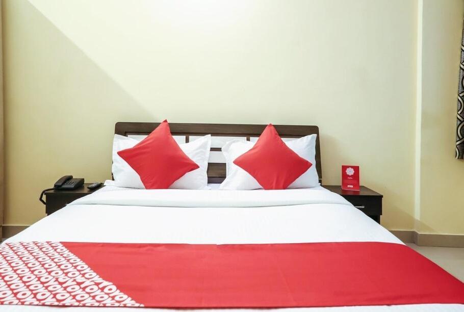 Hotel O Eon Studio Apartments Pune Exterior foto
