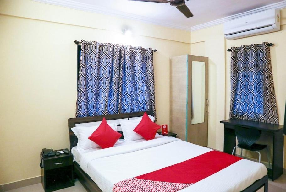 Hotel O Eon Studio Apartments Pune Exterior foto